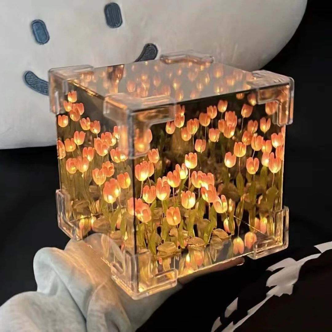 Cubo de Tulipanes Infinitos